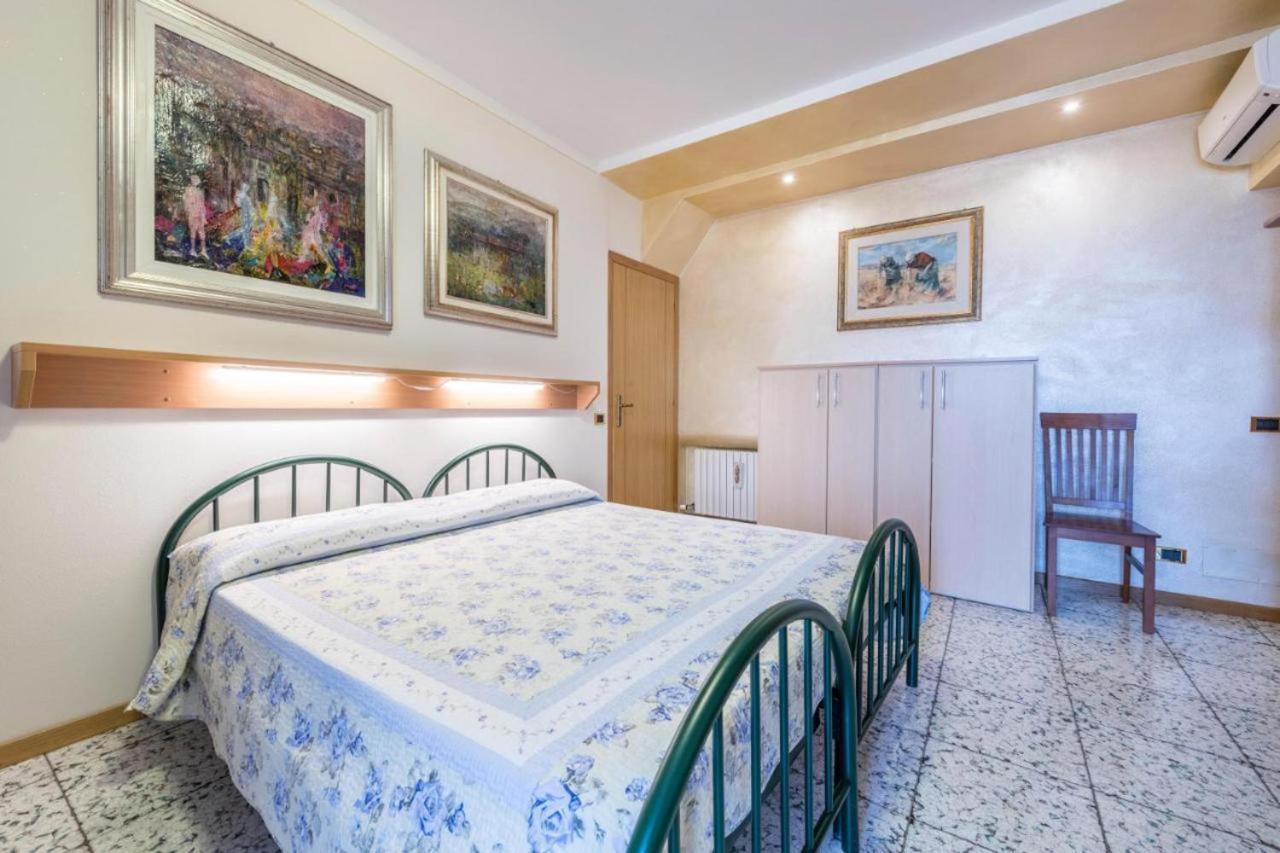 Casa Vacanze Baccolo Polpenazze del Garda Exterior foto